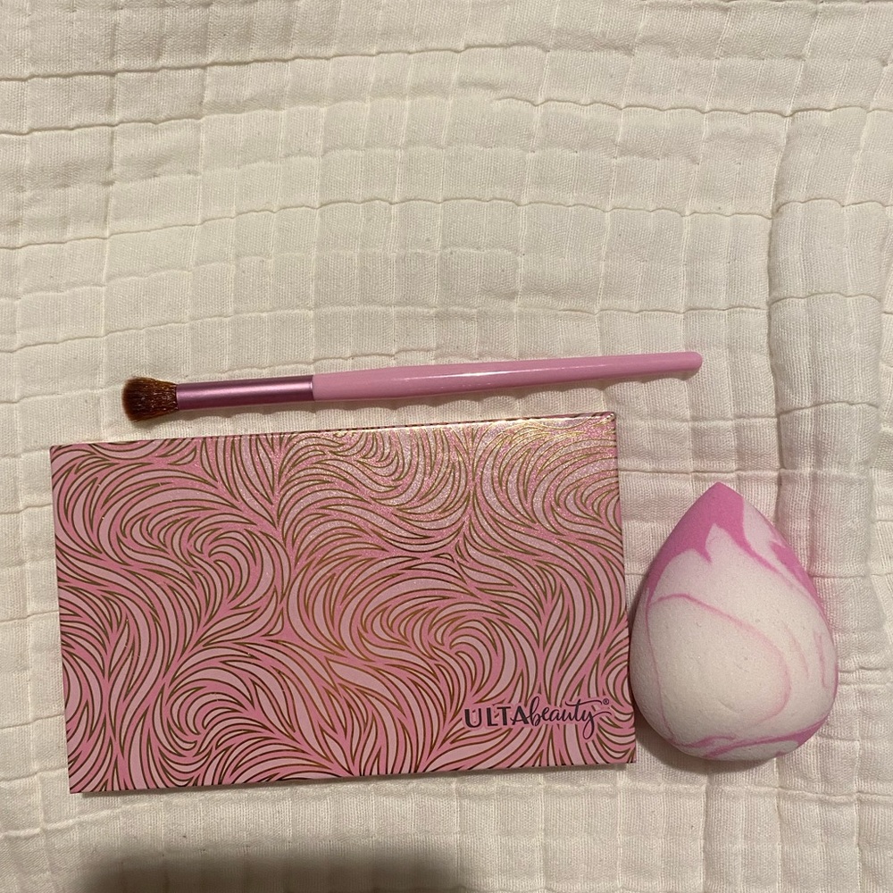 NEW Ulta Beauty Palette, Eyeshadow Brush, and Beauty Sponge